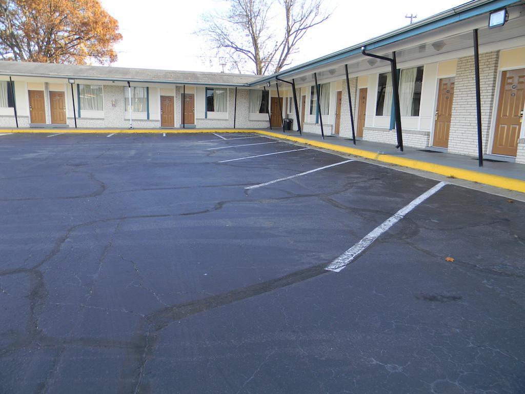 Fairfax Motel Роанок-Рапидс Экстерьер фото
