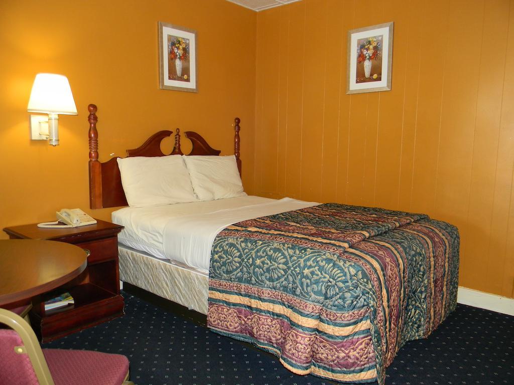 Fairfax Motel Роанок-Рапидс Номер фото